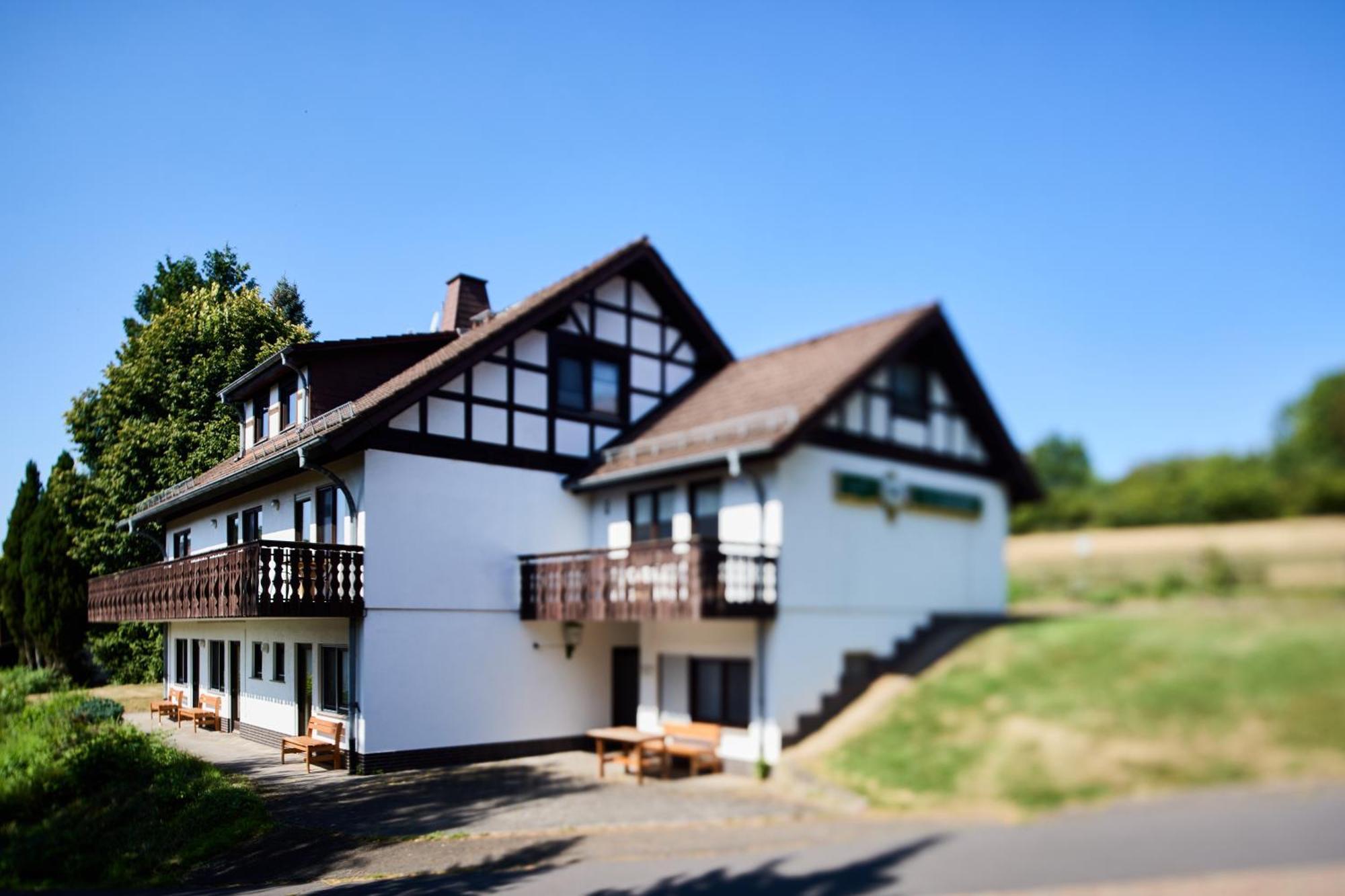 Landgasthof & Hotel Jossatal Breitenbach am Herzberg Buitenkant foto